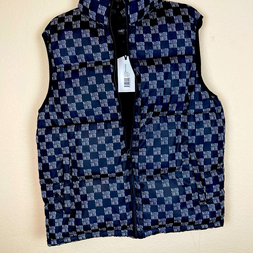 Wasted youth vest jacket large for men